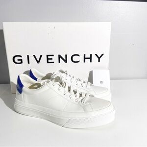 GIVENCHY City Sport logo-detailed leather sneakers in White and Blue